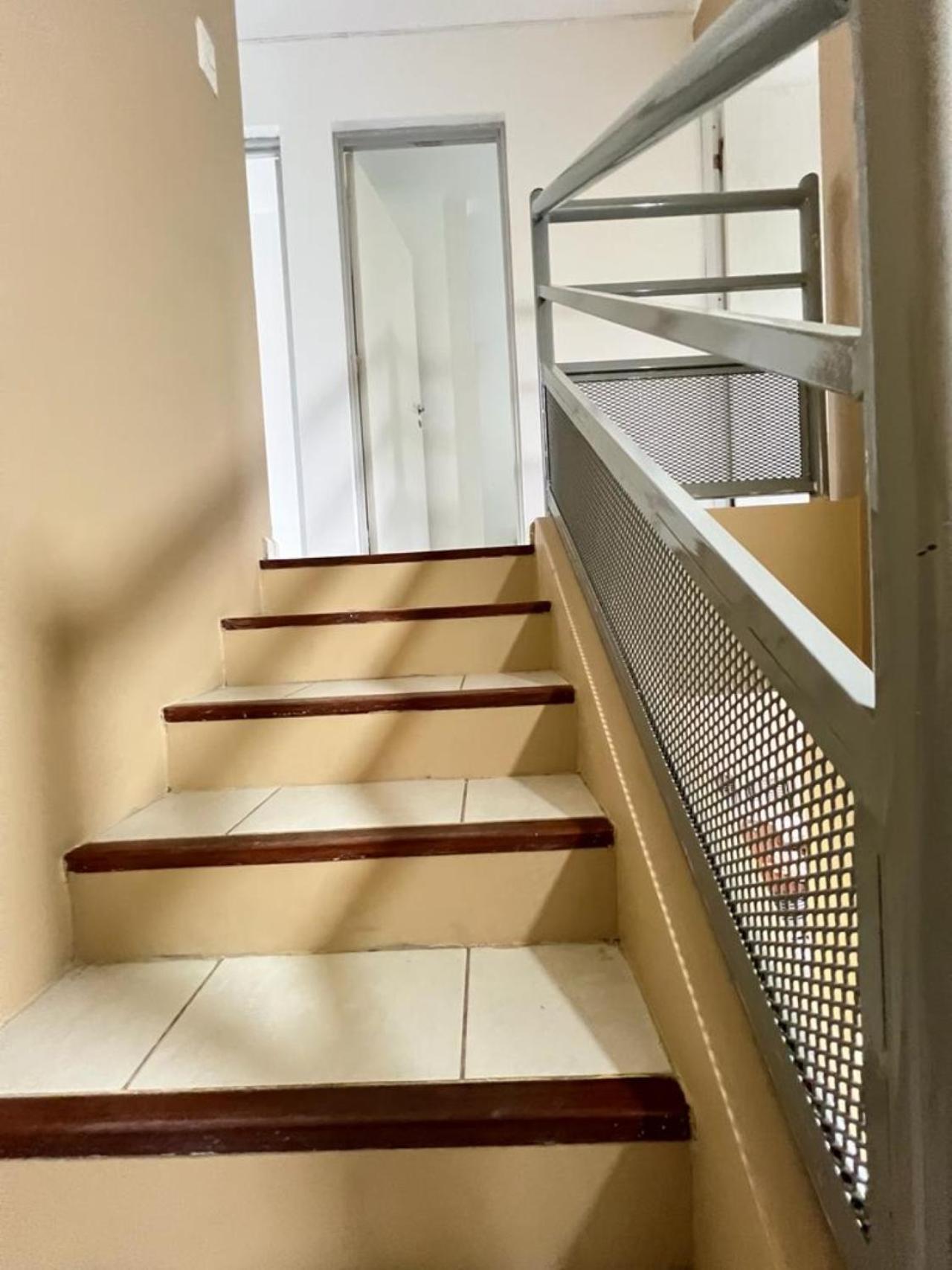 Apartamento Dpto Duplex A Metros De La Terminal